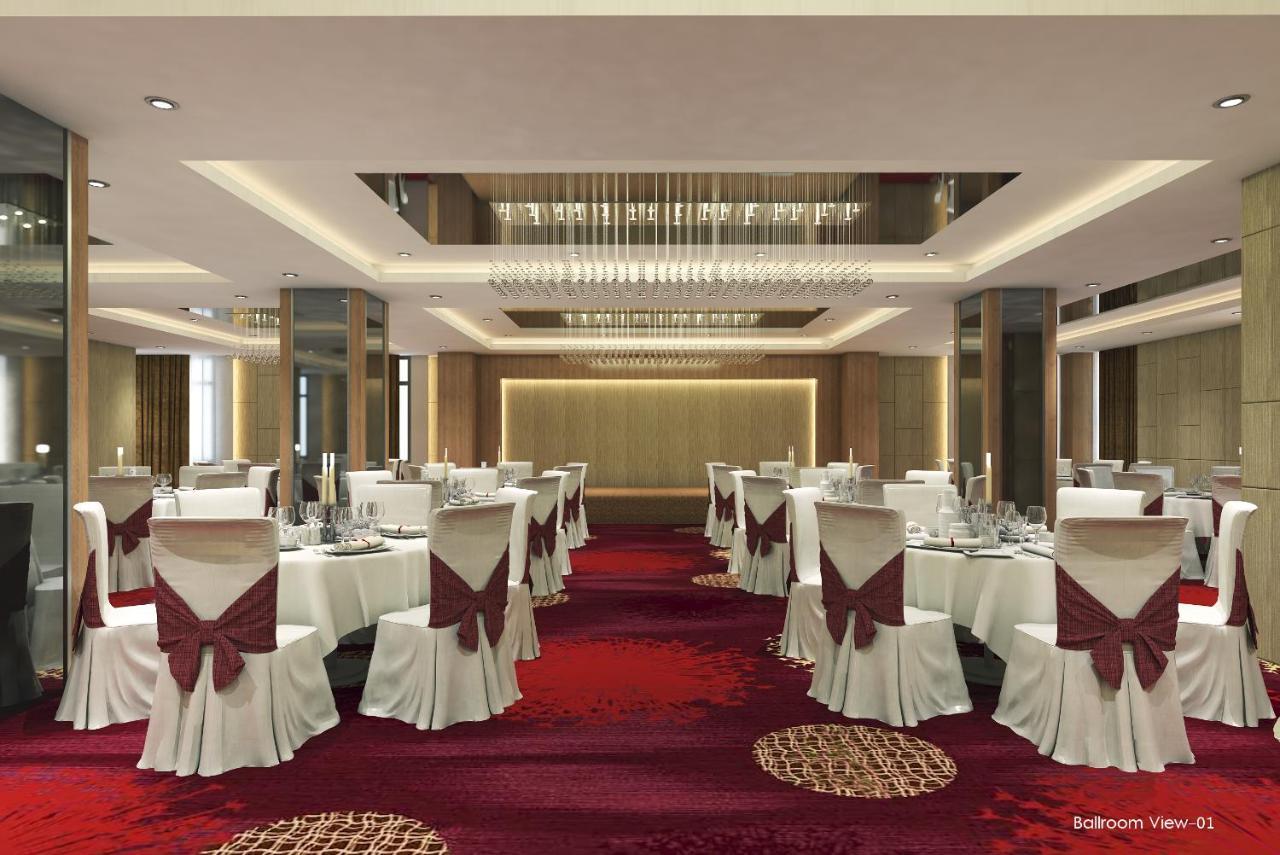Ritz Grand Hotel Mandalay Buitenkant foto